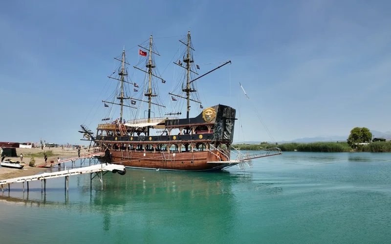 Is de Manavgat-waterval de moeite waard? Een eerlijke lokale kijk