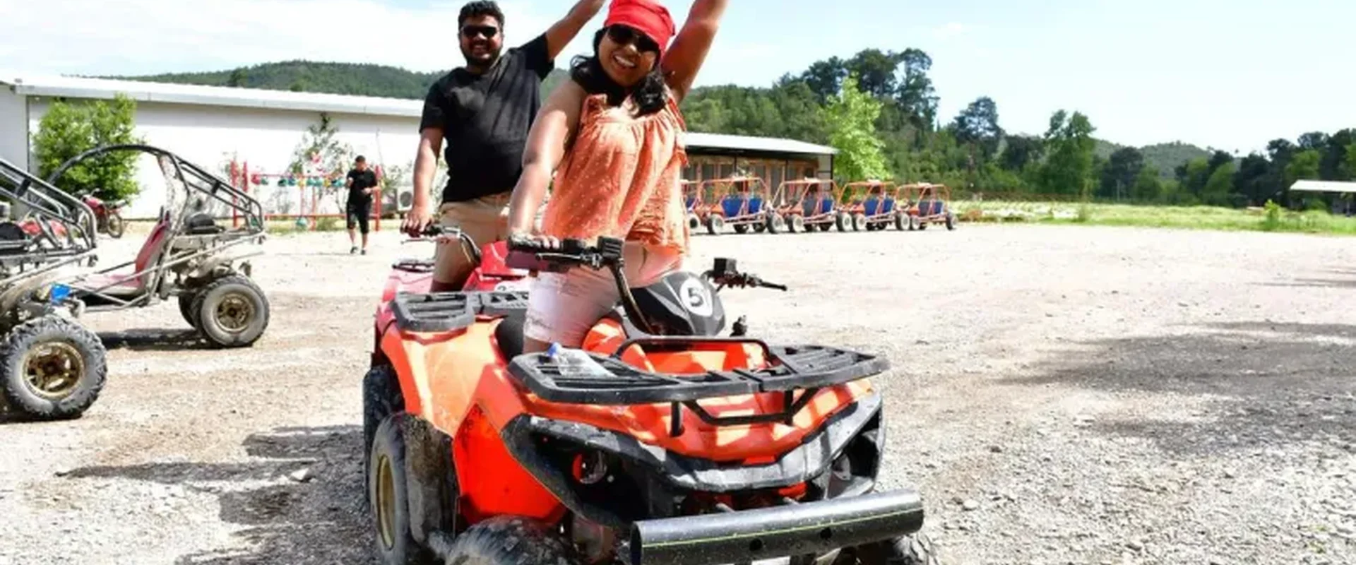 What to Wear and Bring on a Buggy or Quad Safari