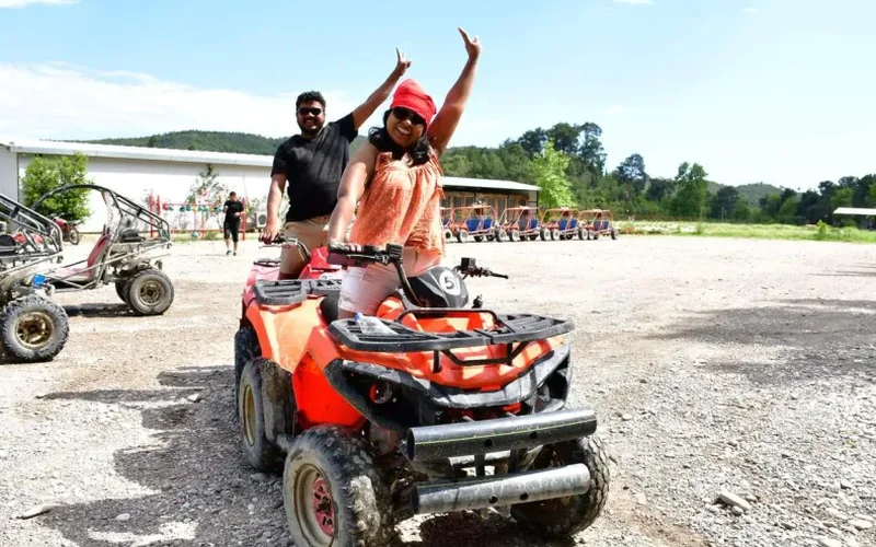 Was Sie zur Buggy- oder Quad-Safari anziehen und mitnehmen sollten