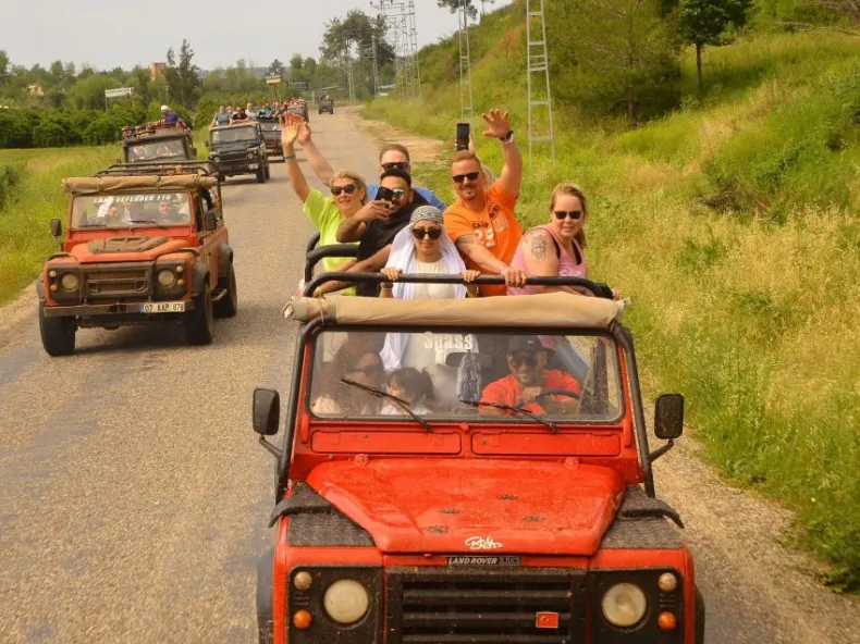 Alanya Jeep Safari to the Dim River: Taurus Villages, Waterfall Stops, Lunch & Swim