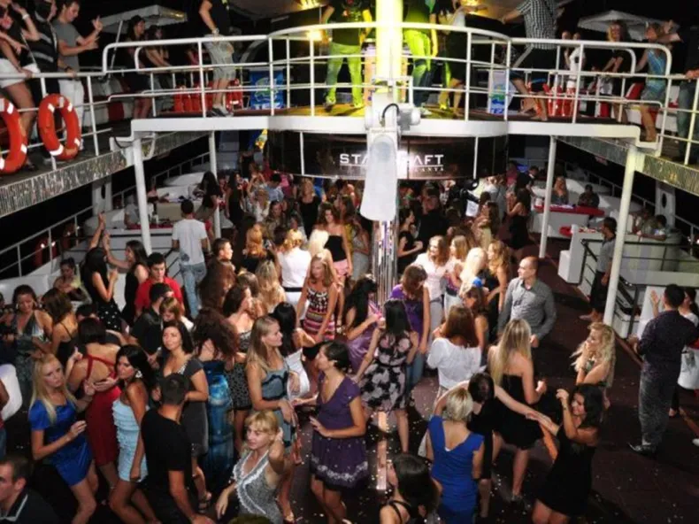 Alanya Starcraft Pirate Boat Tour