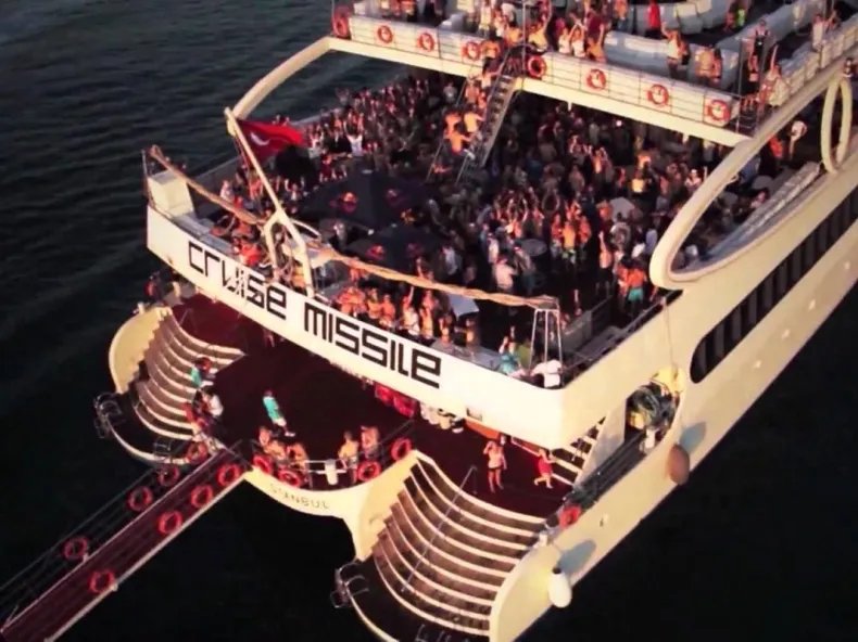 Alanya Starcraft Disco Yacht Night Party Cruise