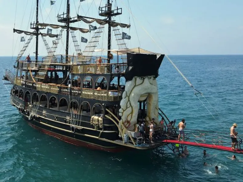 Alibaba Pirate Boat Tour from Belek