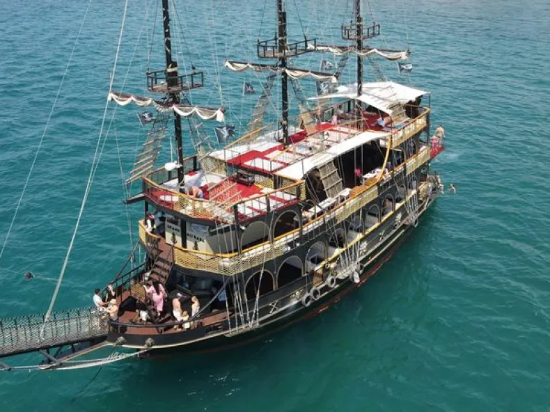 Alibaba Pirate Boat Tour from Belek