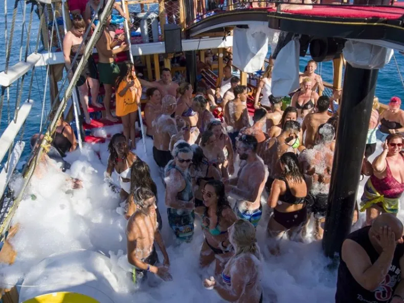 Side Boat Trip to Caretta Bay: River, Sea Swim & Foam Party