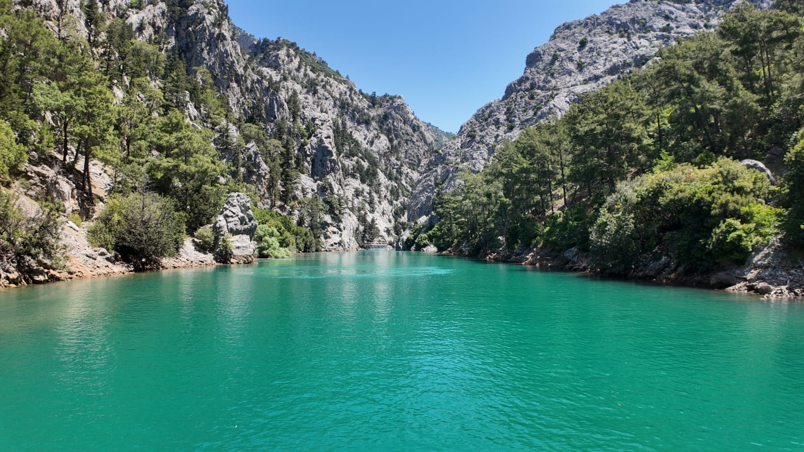 Green Canyon Catamaran Tour