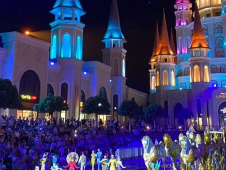 Land of Legends Night Show & Boat Parade: Belek's Magical Evening with Hotel Transfer