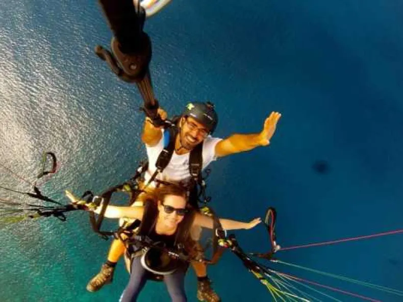 Alanya Tandem Paragliding: Fly from 700 m Down to Cleopatra Beach