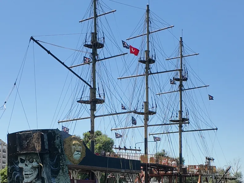 Side Boat Tour: A Full Day on the Turquoise Mediterranean