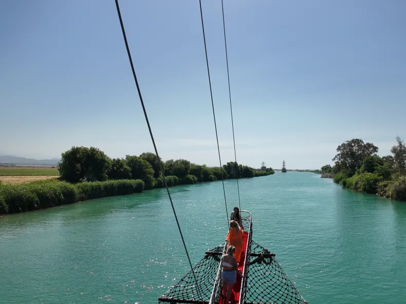 Side Island Boat Tour with Foam Party & Lunch