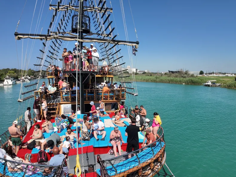 Manavgat River Boat Cruise & Grand Bazaar Day from Side