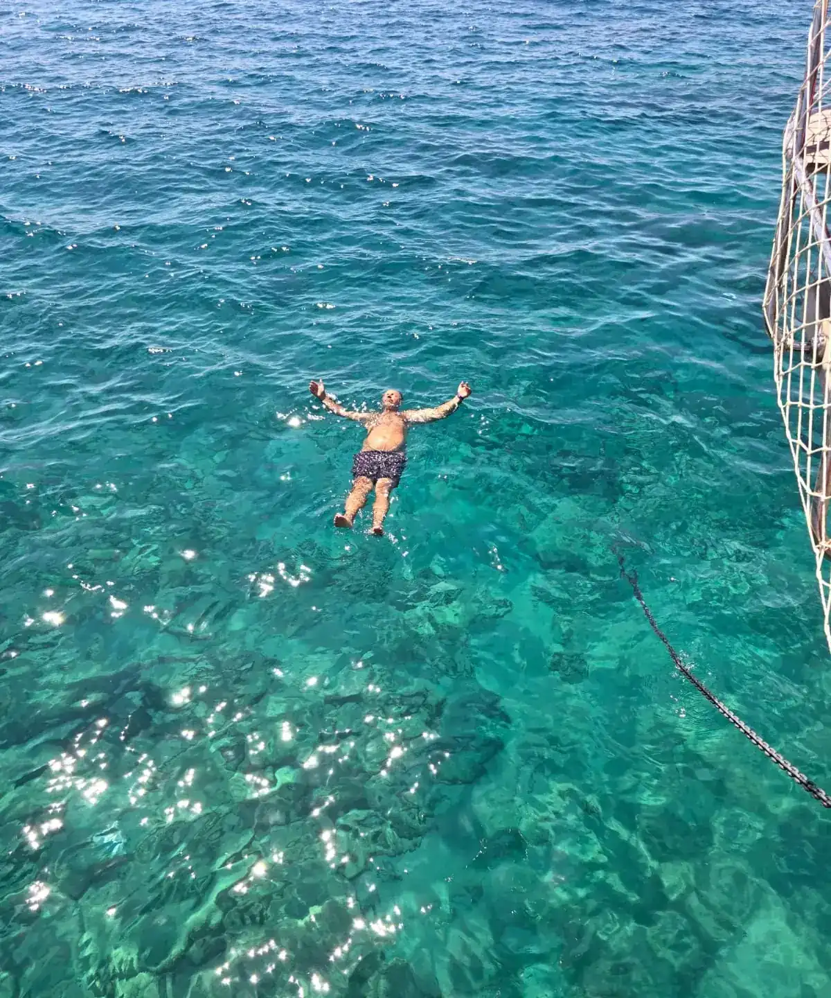 Swimming stop in Suluada's turquoise bay on the Antalya boat trip [owner]