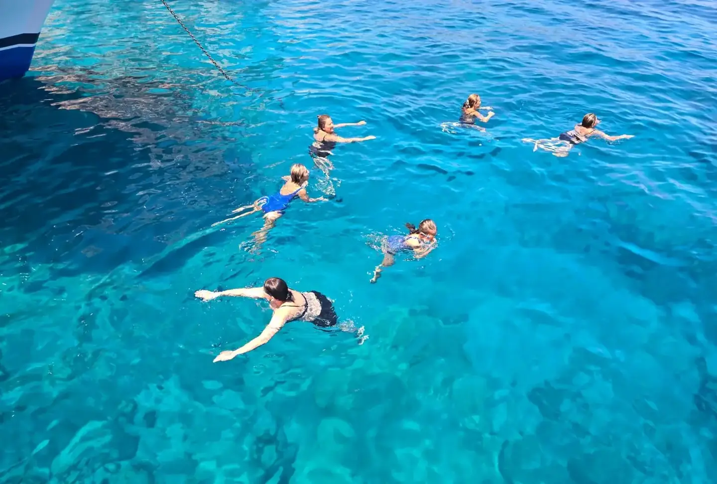 Swimming stop in Suluada's turquoise bay on the Antalya boat trip [owner]
