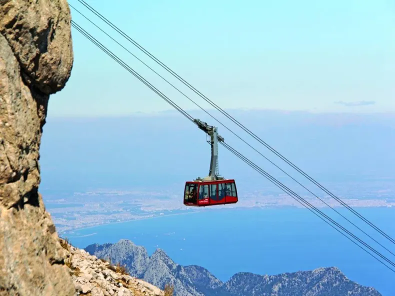 Tahtalı Olympos Cable Car Tour: Summit of Mount Olympos from Kemer