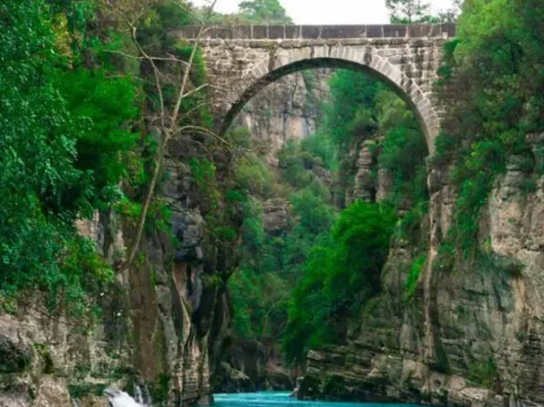 Tazı Canyon Tour & Rafting Adventure from Kumköy